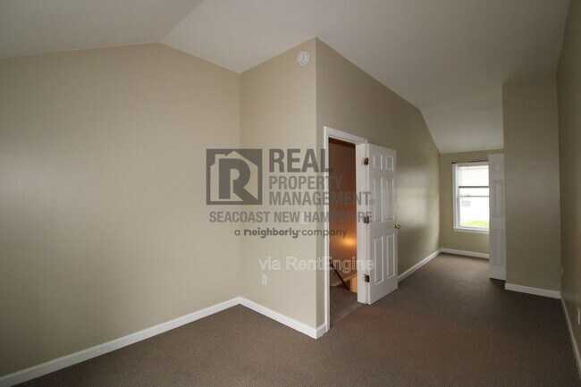 Building Photo - 4 Bicknell St
