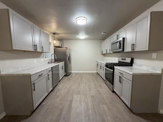 Building Photo - 3316 Shorewood Dr