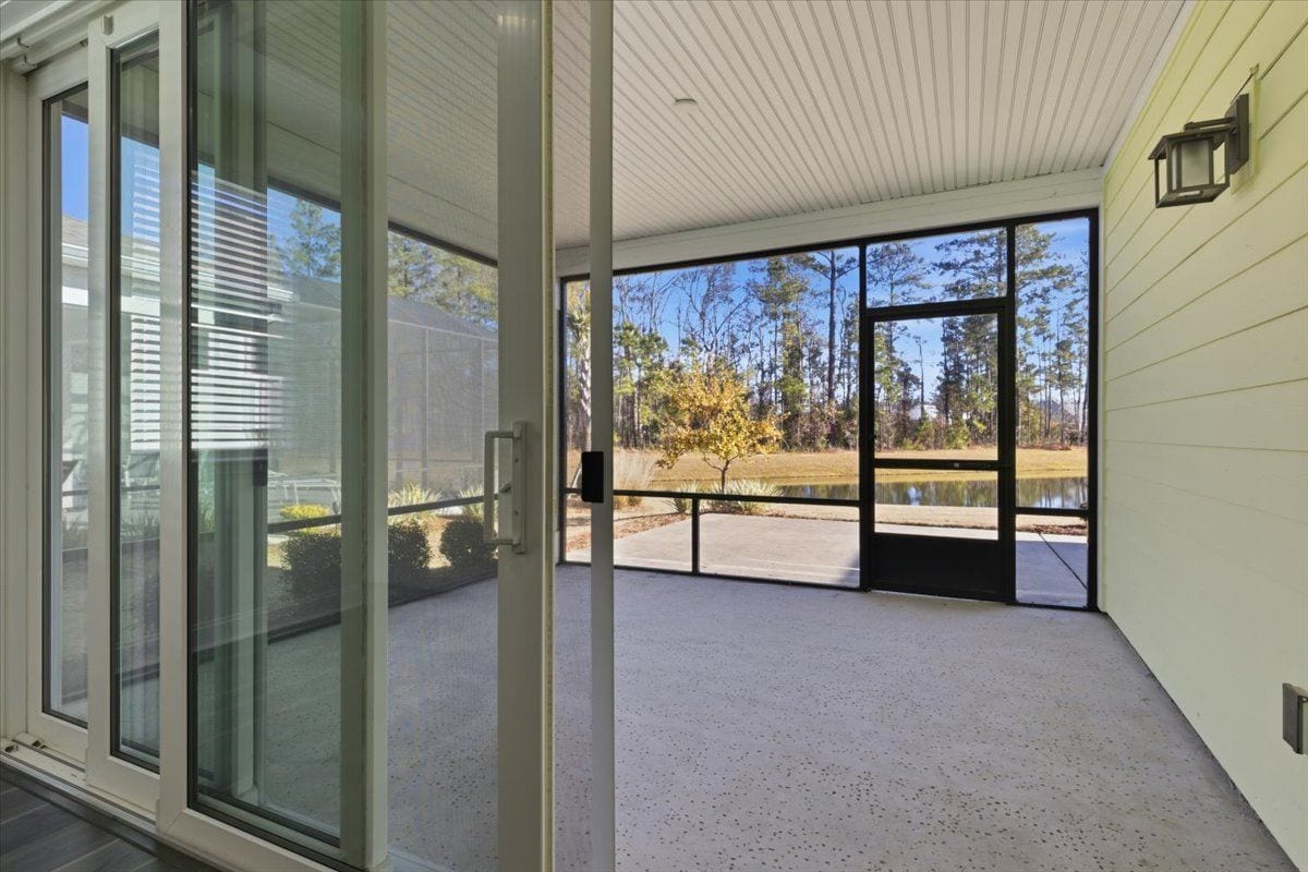 Building Photo - 155 Weekend Ave