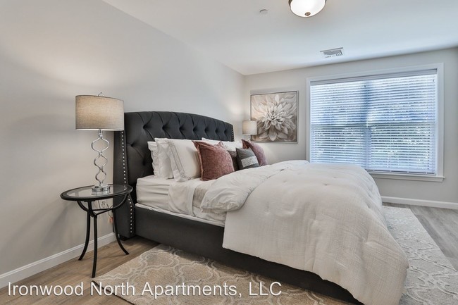 Building Photo - 167 Fairmount Ave