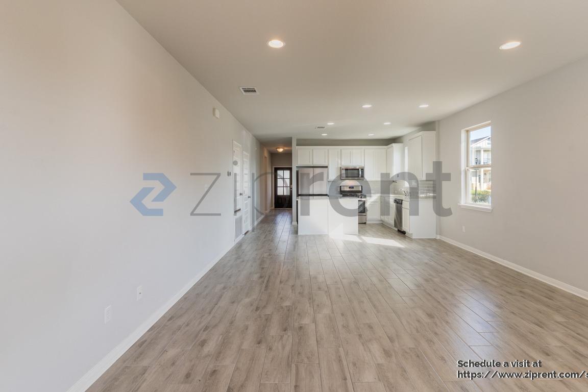Building Photo - 2533 Pecan Island Dr