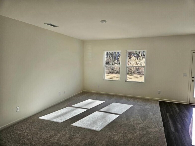 Building Photo - 2229 Argento Cir