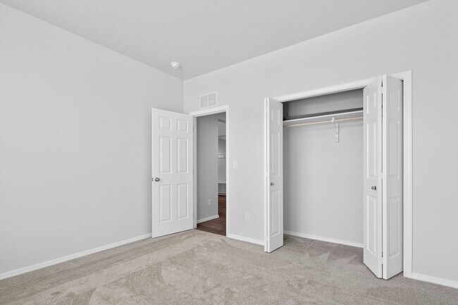 Building Photo - $200.00 Move in Special for September / Oc...