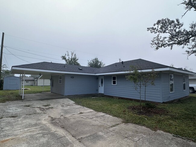 Primary Photo - Remodeled 3/1!