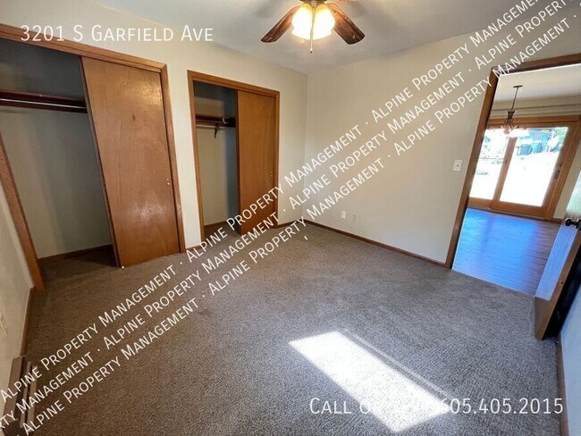 Building Photo - 3201 S Garfield Ave
