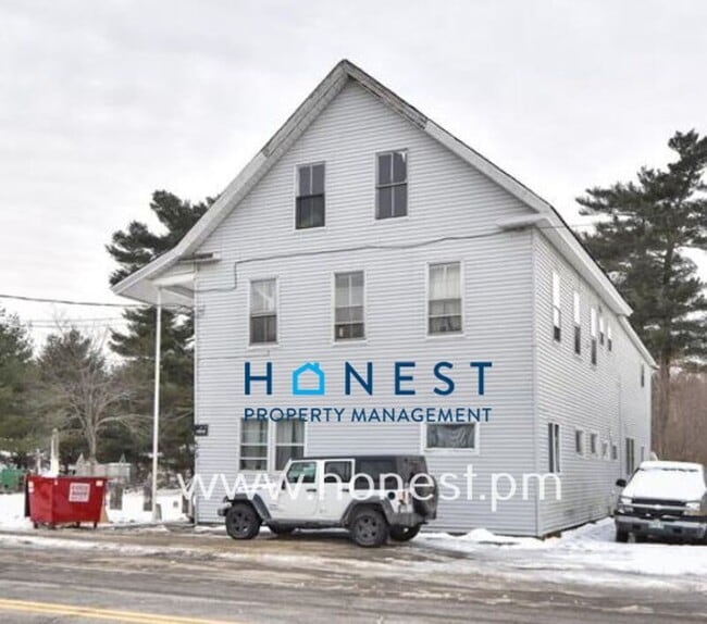 Building Photo - 673 River Ave
