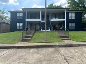 Building Photo - 647 Rio Street