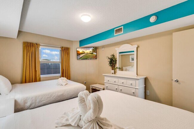 Building Photo - 1700 N Ocean Blvd