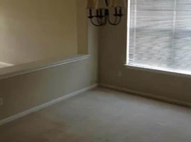 Building Photo - 811 Shadow Creek Blvd