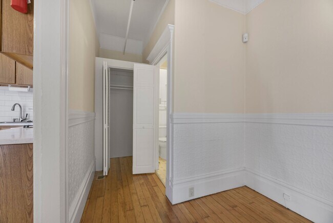 Building Photo - 3982-3984-3984 25th St