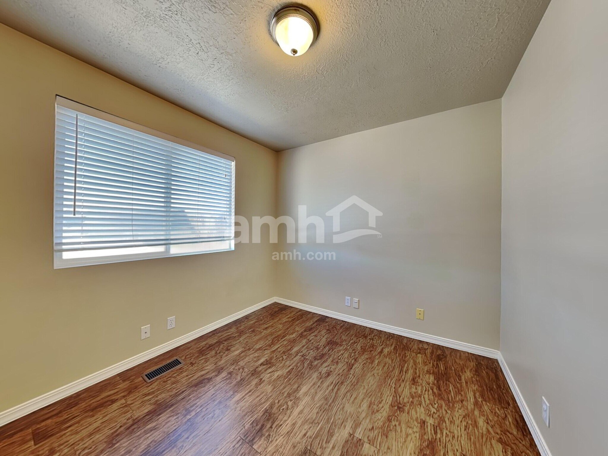 Building Photo - 3926 W 4650 S