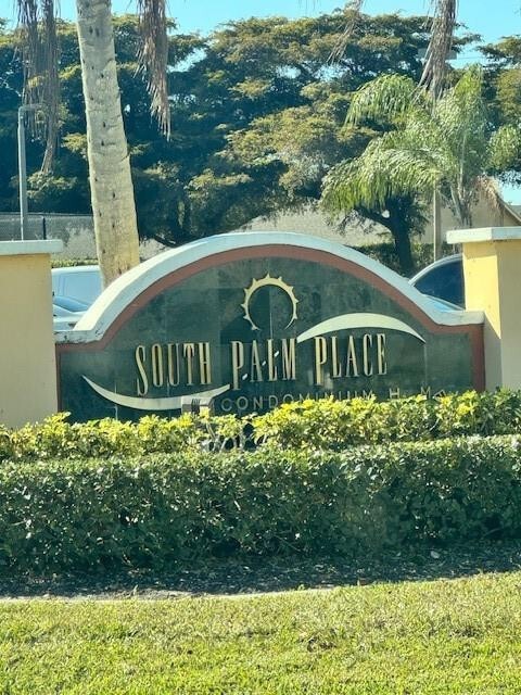 Building Photo - 7640 Westwood Dr