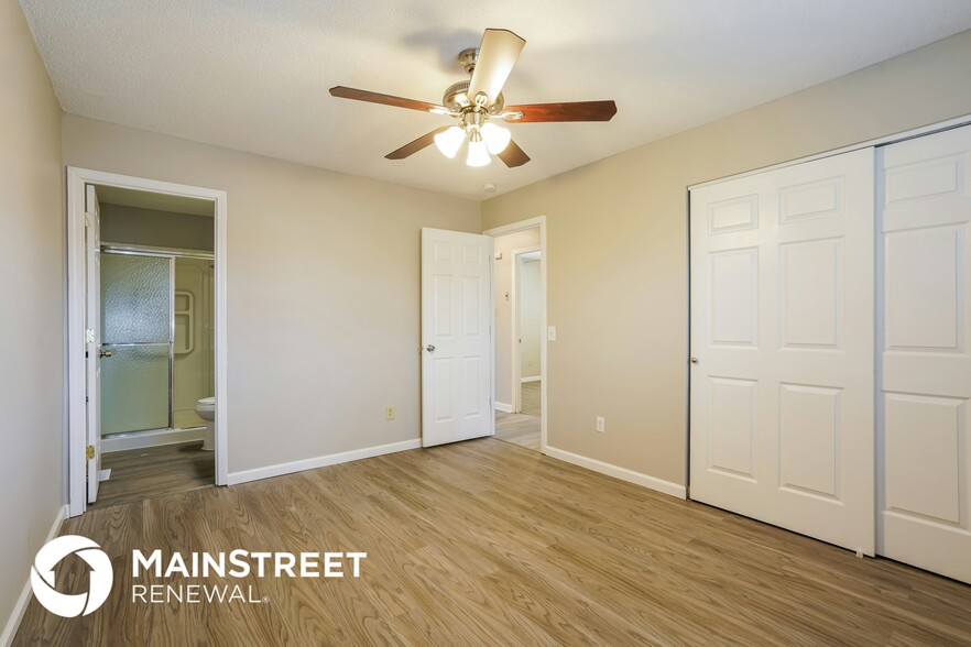 Building Photo - 2825 Dividend Park Dr