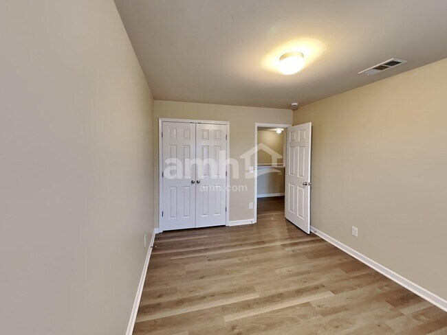 Building Photo - 1040 Fulman Rd