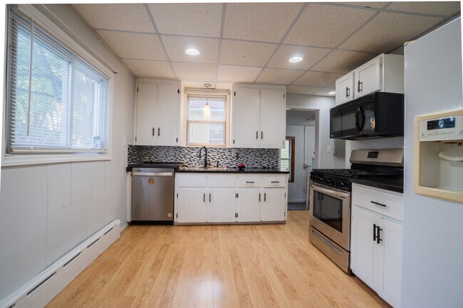 Building Photo - 21801 Grand Lake St