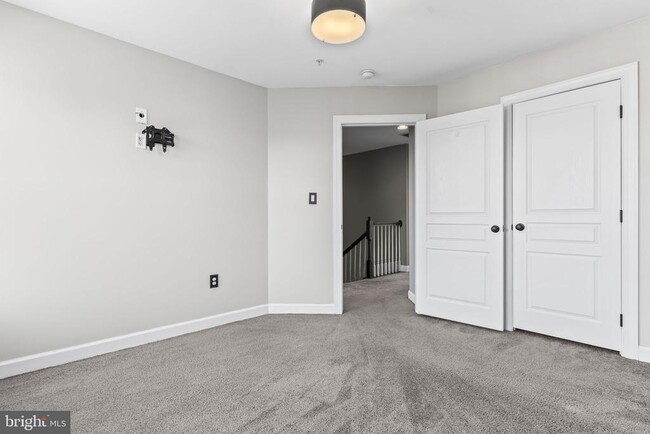 Building Photo - 518 Bolin Terrace