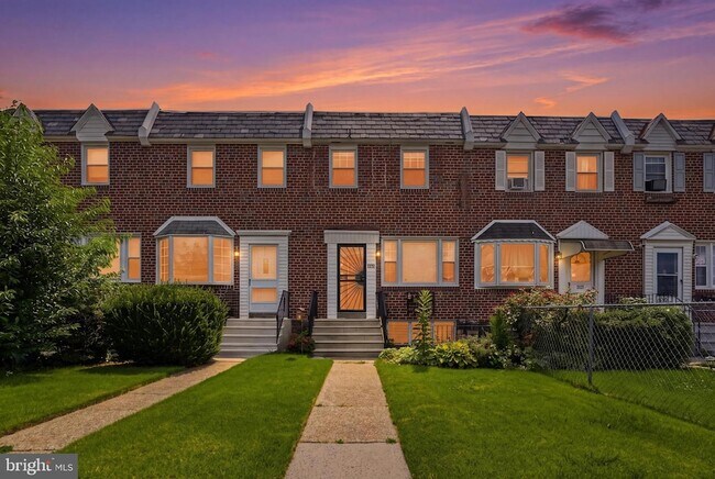 Building Photo - 6623 Tabor Ave
