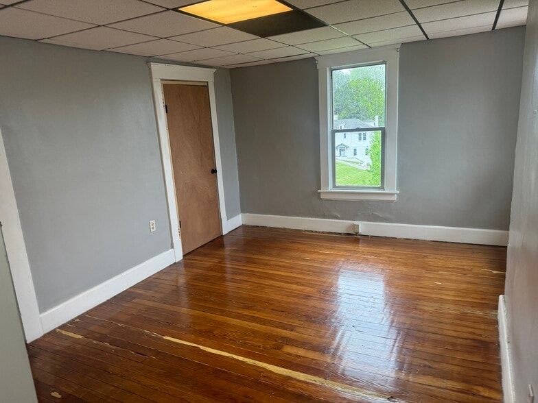 Building Photo - 216 Watson Ave