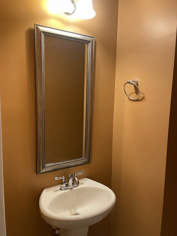 Building Photo - 426 Preakness Ln