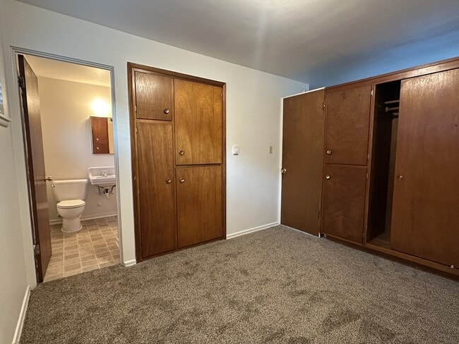 Building Photo - 5926 Fauntleroy Wy SW