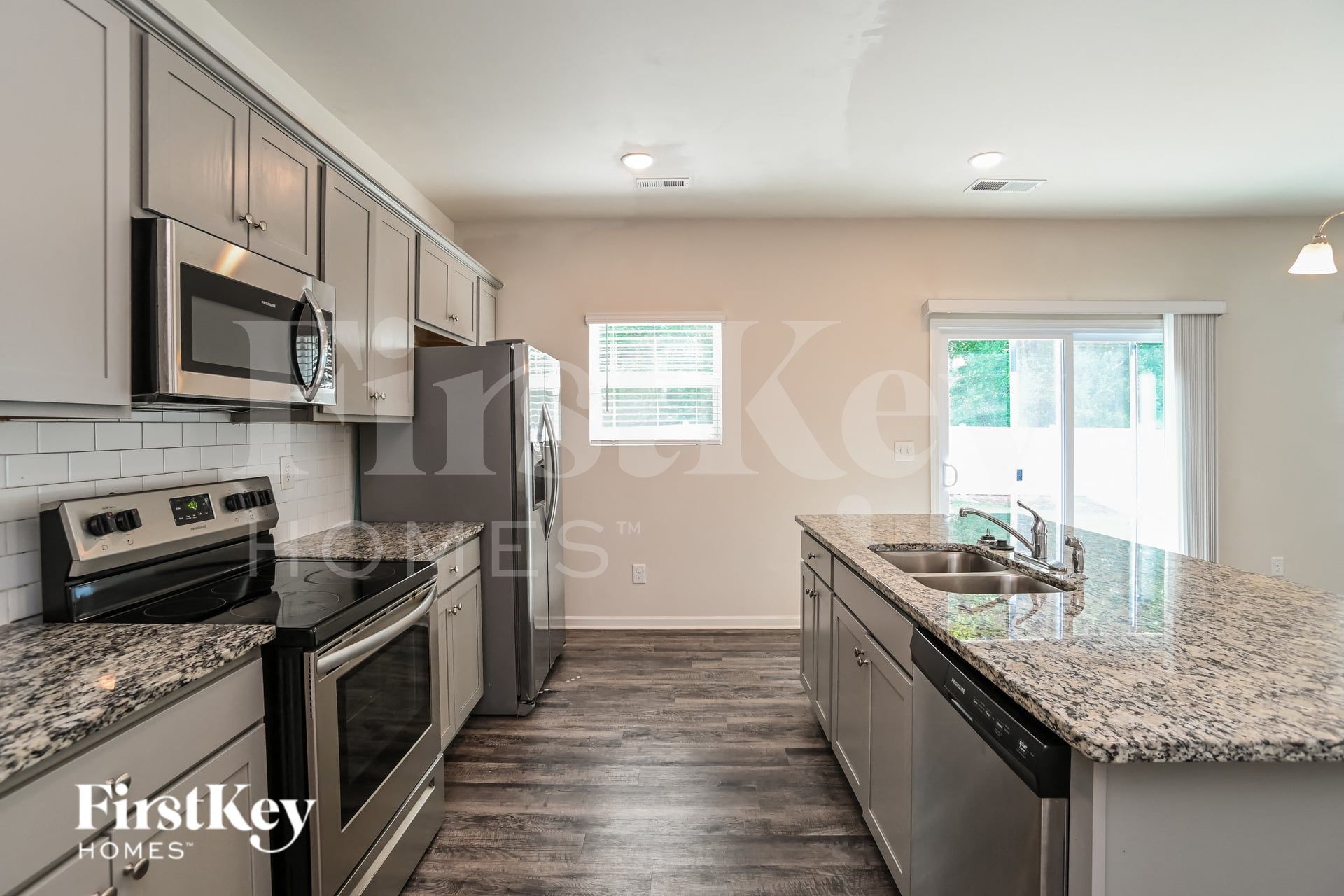 Building Photo - 9616 Hamel St