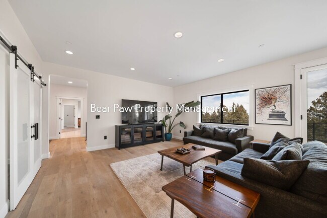Building Photo - 25553 Mountain Moss Ct