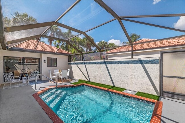 Building Photo - 701 Sea Oats Dr