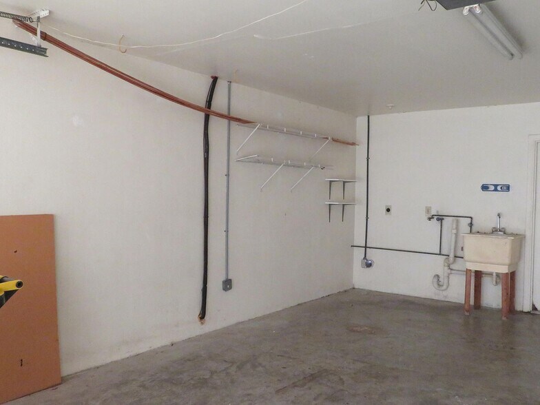 Building Photo - 1355 Pace Dr NW