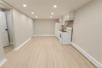 Building Photo - 7 Paul Dr