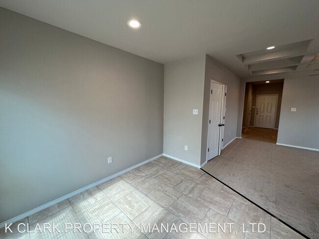Building Photo - 3 br, 2.5 bath House - 4138 SWANS LANDING ...