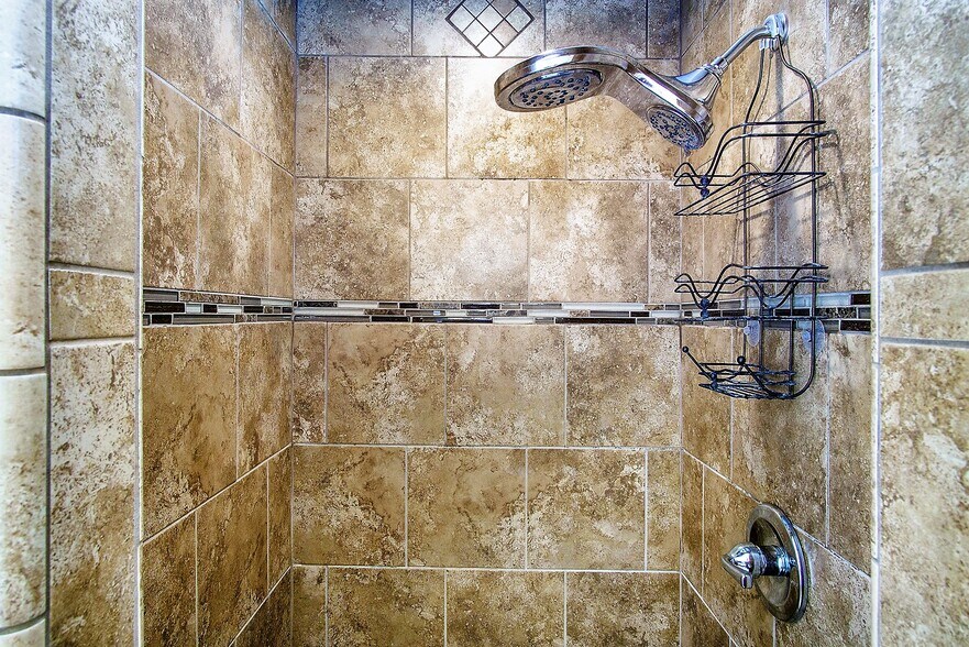 Shower Head Fit For A King or Queen - 1211 Pine St