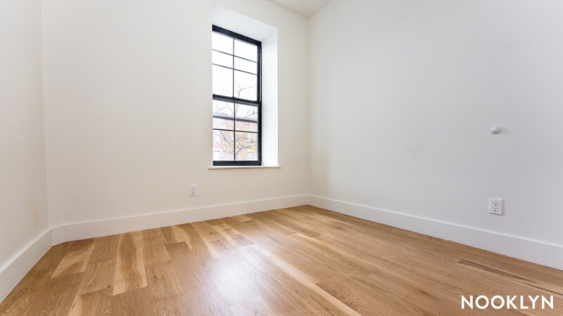 Building Photo - 2553 Bedford Ave