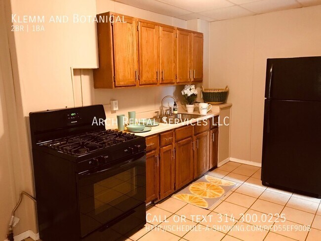 Building Photo - 4238 Botanical-Unit A