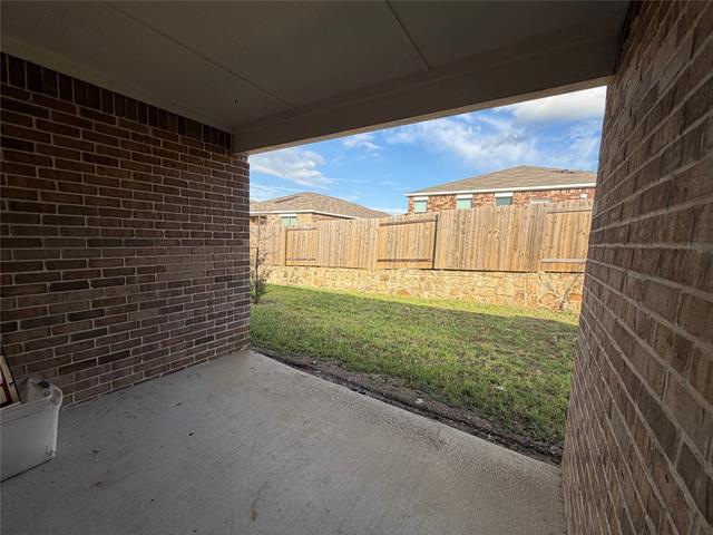 Building Photo - 740 Saratoga Dr