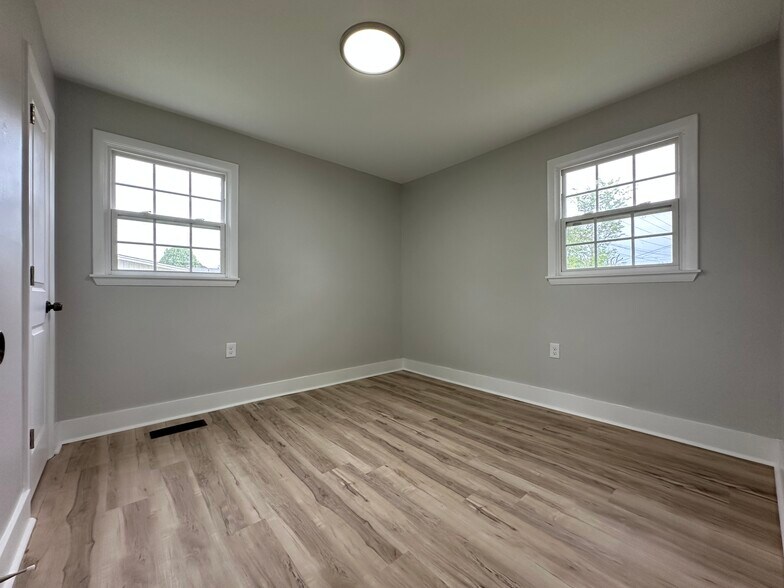 Bedroom 2 - 510 2nd Ave S