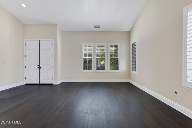 Building Photo - 406 Granite Hills St