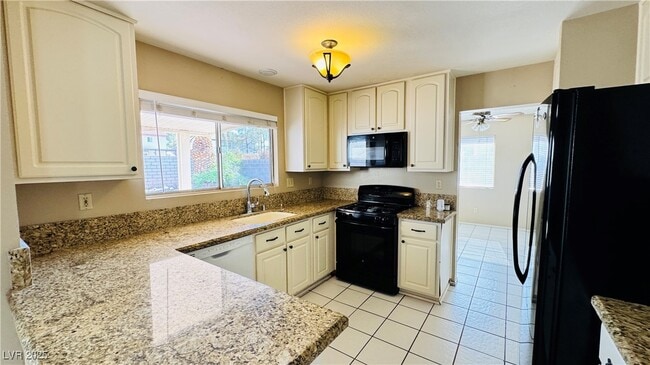 Building Photo - 2525 Wolverton Ave