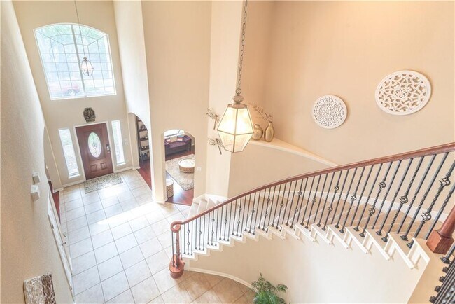 Building Photo - 6801 Magenta Ln