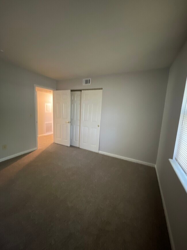 Building Photo - 1310 Millerwood Ct