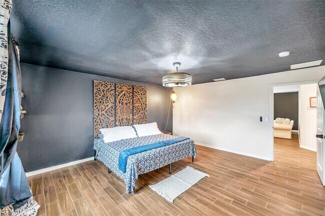 Building Photo - 3737 Copperspring Blvd