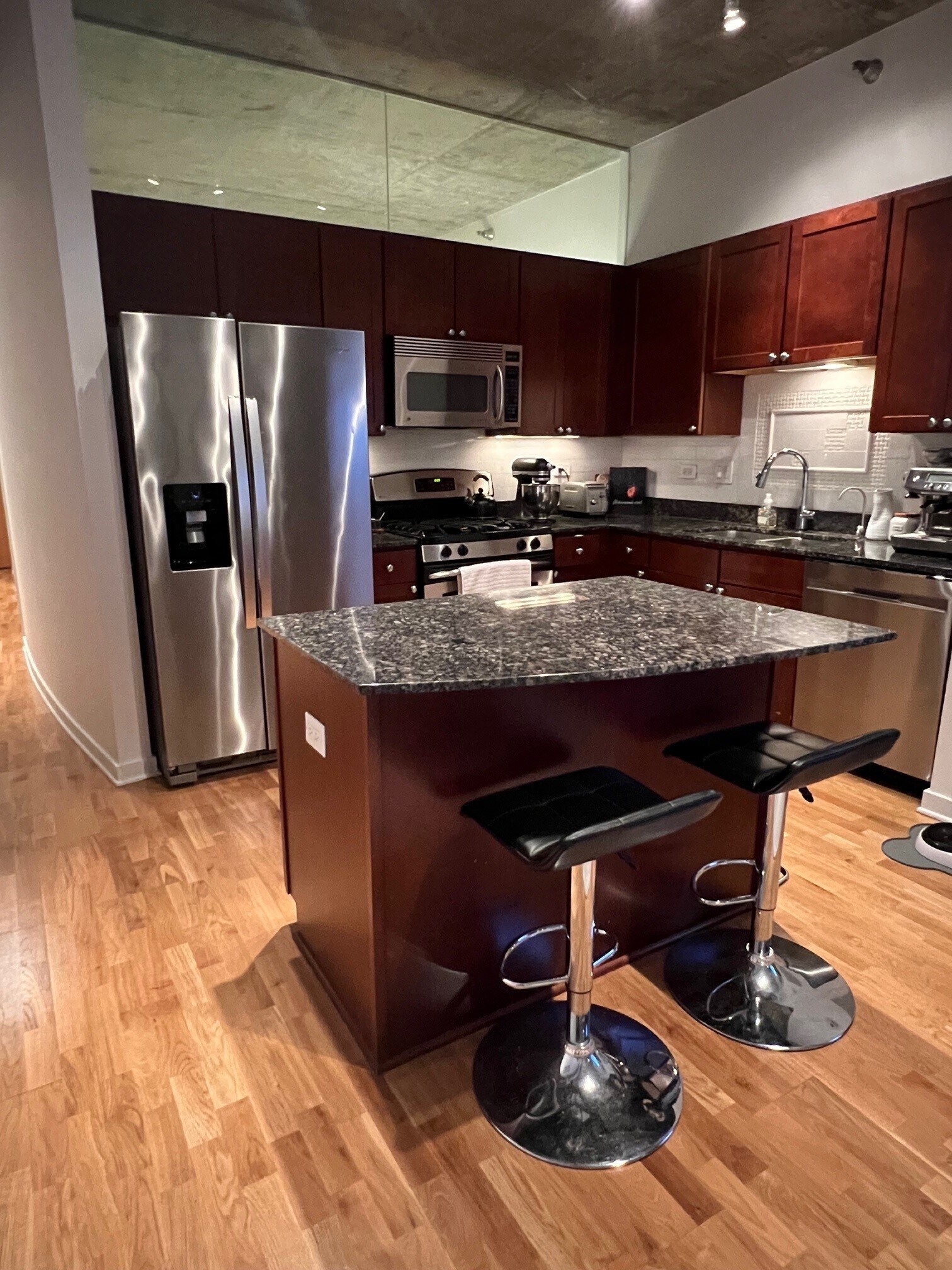 Building Photo - 700 N Larrabee St