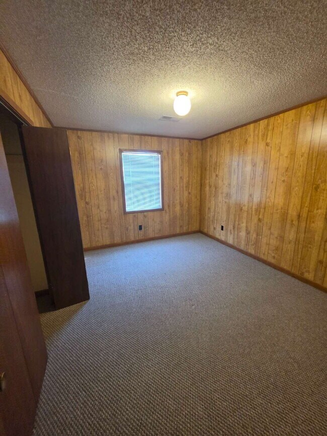 Building Photo - 3306 Barrett Cir