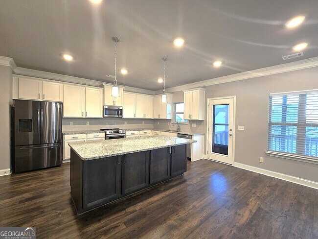 Building Photo - 1866 Castleberry Ln