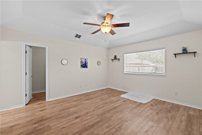 Building Photo - 6302 Penny Ln