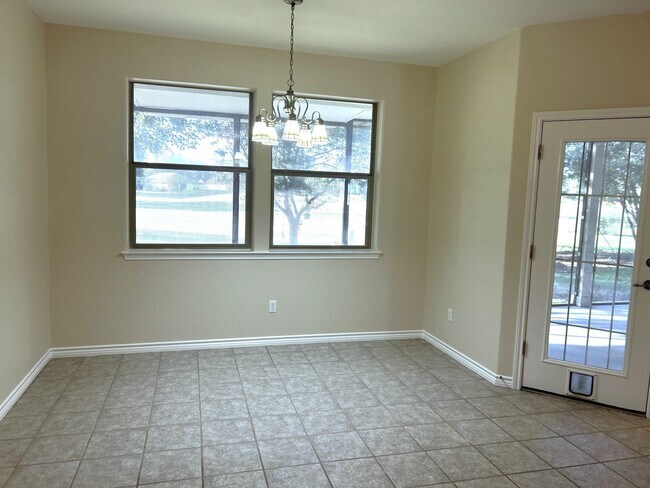 Building Photo - 120 Meadowlakes Dr