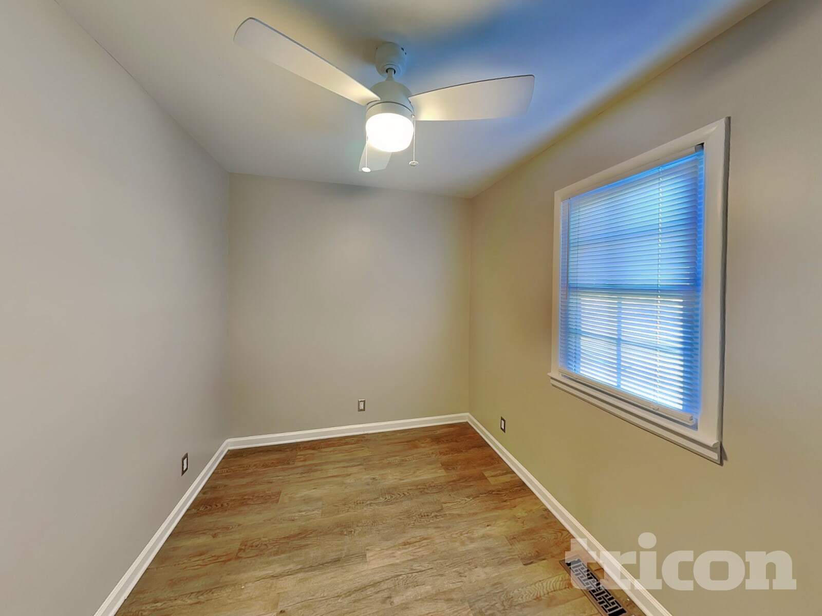 Building Photo - 2210 Weddington Rd