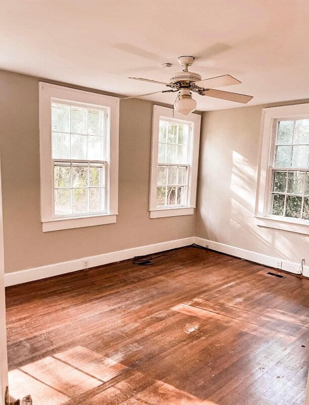 Building Photo - 527 S Edisto Dr