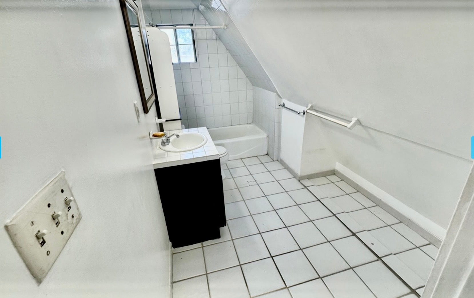 Building Photo - 459 N Alfred St