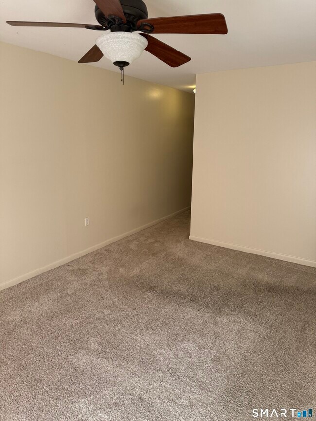 Building Photo - 2306 Cromwell Hills Dr