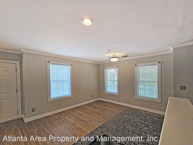 Building Photo - 4 br, 3.5 bath House - 138 Brook Cir SE